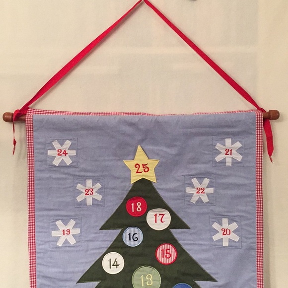 Pottery Barn blue chambray wall hanging Christmas countdown advent calendar - Picture 3 of 16